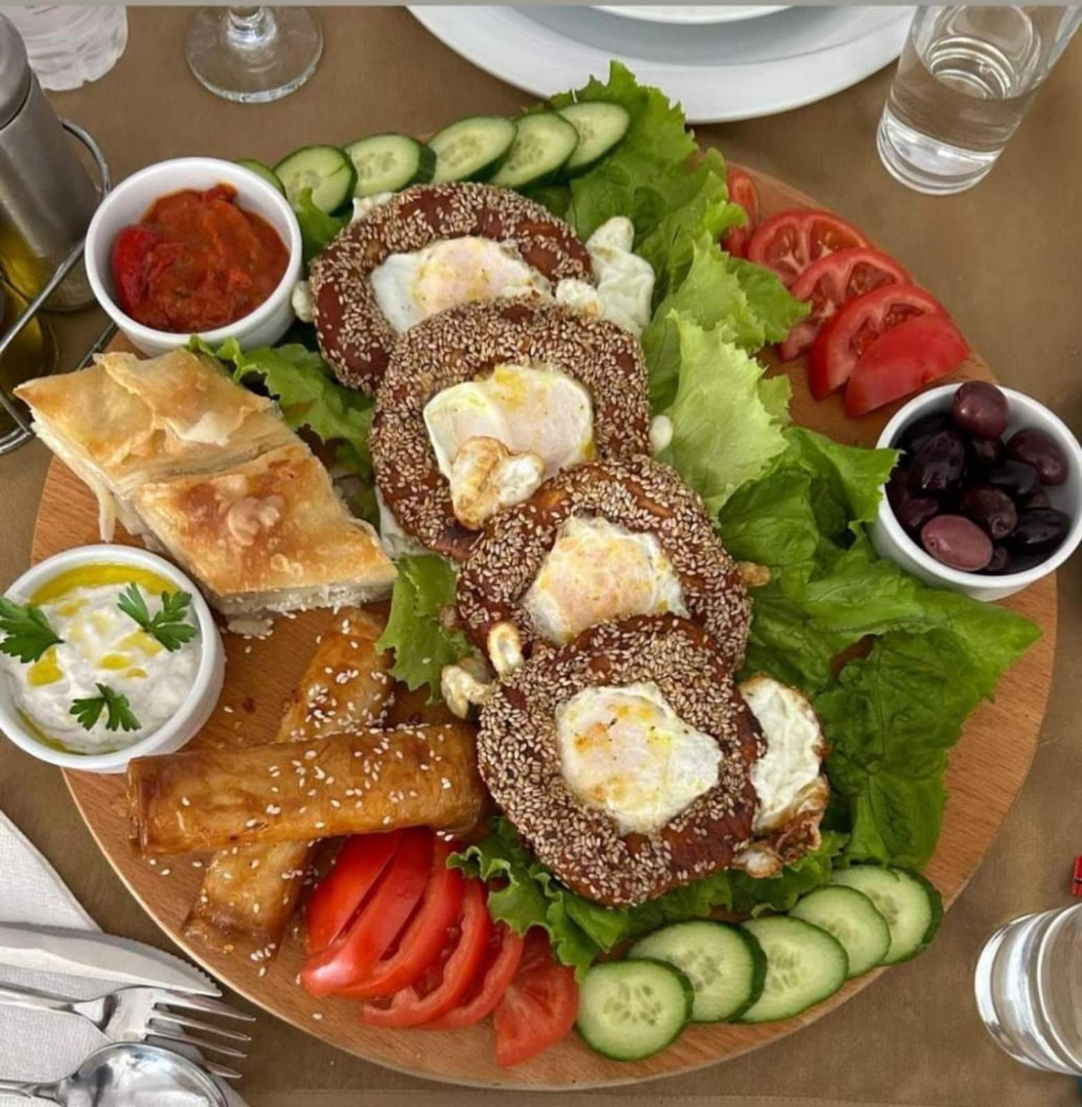 Hotel Montenegro Struga Buitenkant foto